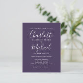 Invitation Carte Postale Mariage de script de signature violet (Debout devant)