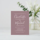 Invitation Carte Postale Mariage Mauve Script Signature (Debout devant)