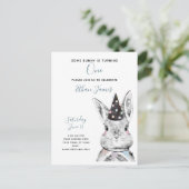 Invitation Carte Postale Noir et blanc Certains lapins tournent un annivers (Debout devant)