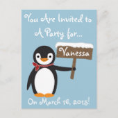 Invitation Carte Postale Pingouin mignon avec écharpe rayée personnalisable (Devant)