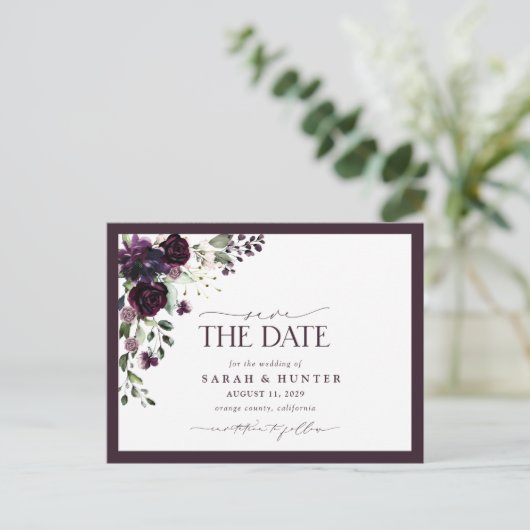 Invitation Carte Postale Plum Purple Floral Script Mariage Enregistrer La D (Debout devant)