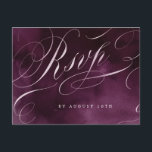 Invitation Carte Postale Romantic Moody plum calligraphie mariage RSVP<br><div class="desc">Script de calligraphie d'écriture manuscrite romantique sur moody prum profond violet aquarelle arrière - plan,  élégant et sophistiqué,  grande carte postale de mariage RSVP pour mariage vintage,  mariage d'automne ou d'hiver et mariage de soirée. Voir toutes les pièces correspondantes dans la collection.</div>