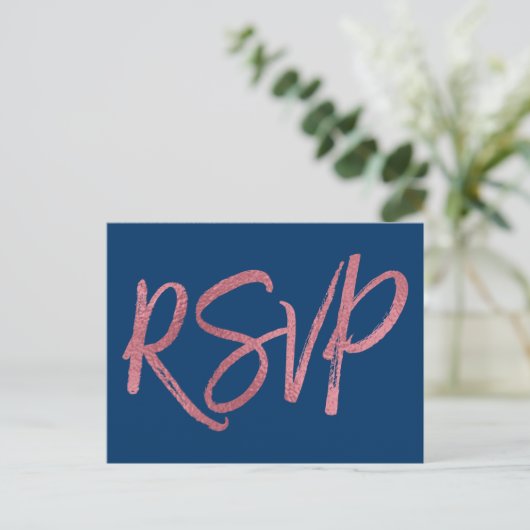 Invitation Carte Postale Rose Gold Foil et bleu marine RSVP Mariage (Debout devant)