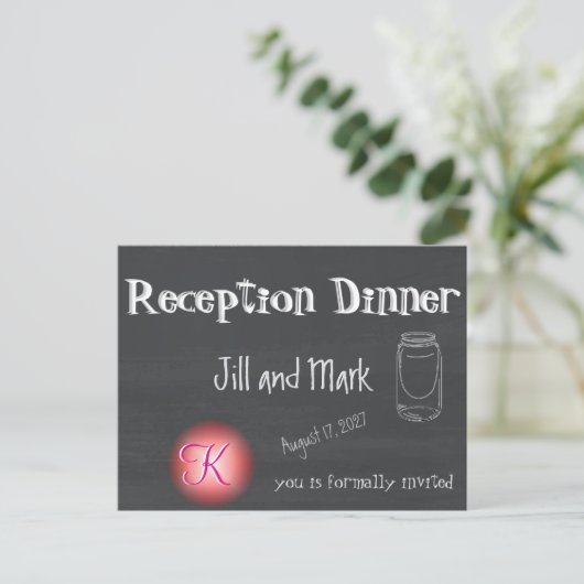 Invitation Carte Postale Script Monogramme 3d Rustique Chalkboard (Debout devant)