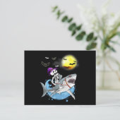 Invitation Carte Postale Squelette Drôle à Cheval sur un Requin Halloween G (Debout devant)