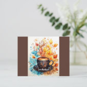 Invitation Carte Postale Une tasse de café avec des fleurs (Debout devant)