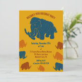 Invitation Carton bleu et or Laine Mammoth fête d'anniversair (Debout devant)