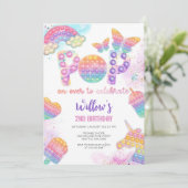 Invitation Carton d'invitation d'anniversaire Pop It (Debout devant)