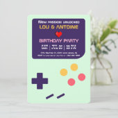 Invitation Carton d'invitation d'anniversaire Rétro Gamer (Debout devant)