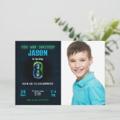 Invitation Carton d'invitation photo pour les 8 ans d'un garç (Debout devant)