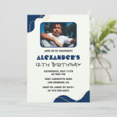 Invitation Cartons d'invitation pour les 12 ans garçon simple (Debout devant)