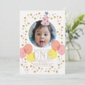 Invitation Casquette de fête et ballons rose photo 1er annive (Debout devant)