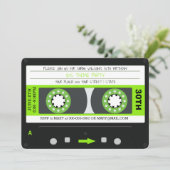 Invitation Cassette verte Retro 80s Anniversaire (Debout devant)
