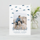 Invitation Célébration de la graduation moderne (Debout devant)