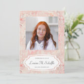 Invitation Célébration de la vie en marbre rose féminin (Debout devant)
