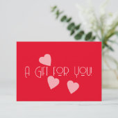 Invitation Certificat Cadeau de Saint-Valentin MODERNE Coeurs (Debout devant)
