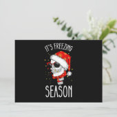 Invitation C'est la saison verglaçante hiver neige Noël (Debout devant)