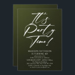Invitation C'est l'heure de la fête 40e fête d'anniversaire S<br><div class="desc">It's Party Time 40th Quarantième anniversaire Party Simple Elegant Invitation Invitation présente un design minimaliste avec le texte "It's Party Time!" dans la typographie de script de calligraphie blanche moderne et personnalisé ci-dessous avec votre texte personnalisé sur un arrière - plan vert. Le style et la couleur de police de...</div>