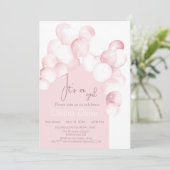 Invitation C'est un baby shower d'arc de ballons roses fille (Debout devant)