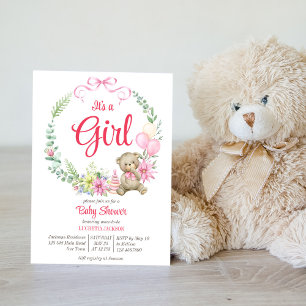Invitation C'est un baby shower d'arc fleuri d'ours en peluch