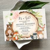 Invitation C'est un baby shower de bois rustique fleuri
