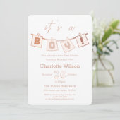 Invitation C'est un garçon ! Douce Baby Shower Gingham Marron (Debout devant)