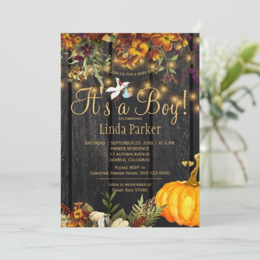Invitation C'est un garçon rustique automne citrouille bébé d (Debout devant)
