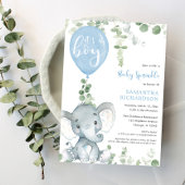 Invitation C'est un petit garçon aspergeant de mignon ballon