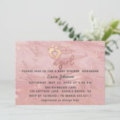 Invitation C'est une fille Baby shower Pieds Rose Marble Or (Debout devant)