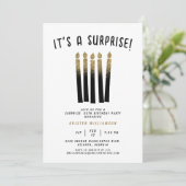 Invitation C'est une surprise Anniversaire Black Gold Parties (Debout devant)
