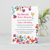 Invitation Cette Señorita a besoin d'une fête d'anniversaire  (Debout devant)