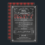 Invitation Chalkboard & Buffalo Plaid Christmas Party Invitat<br><div class="desc">Un arrière - plan de tableau noir à l'avant avec un classique buffle rouge plaid sur le dos,  ne peut pas obtenir plus confortable que cela! Facile à personnaliser avec vos informations de fête.</div>
