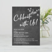 Invitation Chalkboard Edison Lights Modern Celebrate with Us (Debout devant)