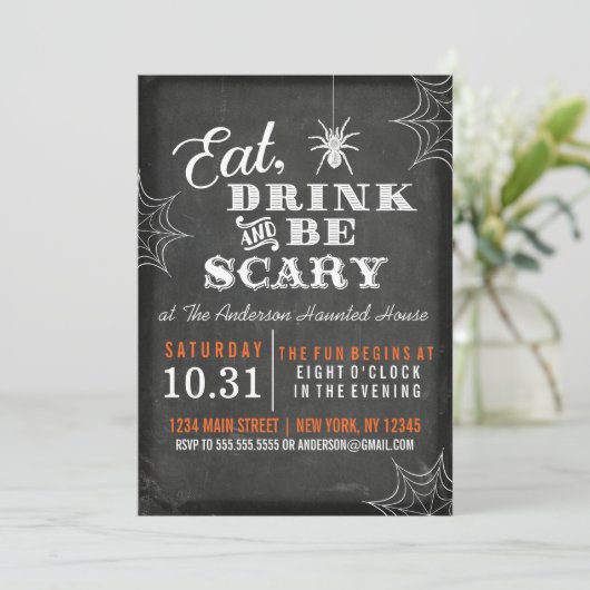 Invitation Chalkboard Mangez Boire et soyez effrayant Hallowe (Debout devant)