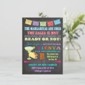 Invitation Chalkboard Mexicaine Fiesta Surprise fête d'annive (Debout devant)