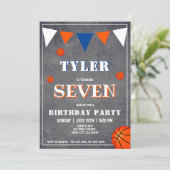 Invitation Chalkboard Orange Basketball Anniversaire (Debout devant)
