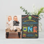 Invitation Chalkboard petits jumeaux monstre 1ère fête d'anni (Debout devant)