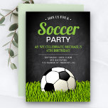 Invitation Chalkboard Sports Enfants Football fête d'annivers<br><div class="desc">Éblouissez vos invités avec cet invitation de fête d'anniversaire à thème de football cool avec un ballon de football sur une pelouse avec typographie moderne contre un arrière - plan de tableau noir. Ajoutez simplement les détails de votre événement sur ce modèle facile à utiliser pour en faire une invitation...</div>