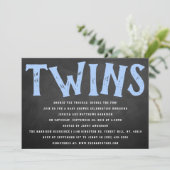 Invitation Chalkboard Typographie Twin Boys Baby shower (Debout devant)