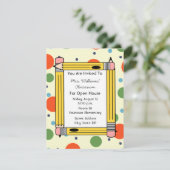 Invitation Chambre ouverte de salle de classe - crayons et (Debout devant)