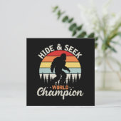 Invitation Champion du Monde de Cache-Cache de Bigfoot (Debout devant)
