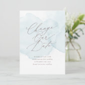Invitation Changement de date de lavis aquarelle douce Report (Debout devant)