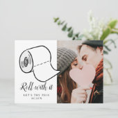 Invitation Changer la date de la photo de mariage reportée (Debout devant)