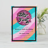 Invitation Chaque année Retro Disco Ball rose Anniversaire In (Debout devant)