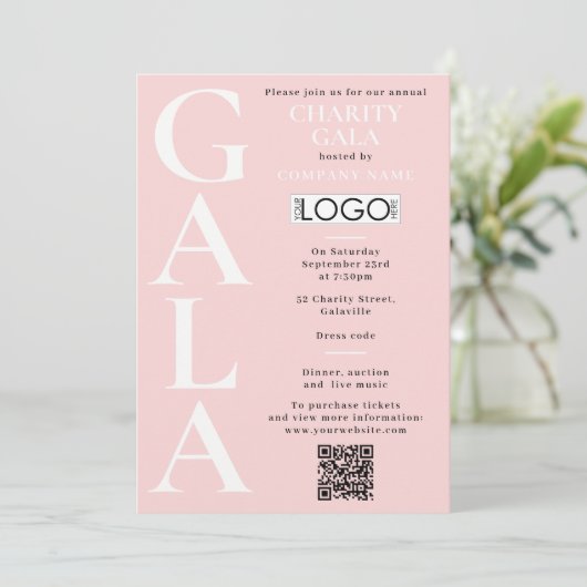 Invitation Charity Gala Fundraising Event QR Code Logo Pink (Debout devant)