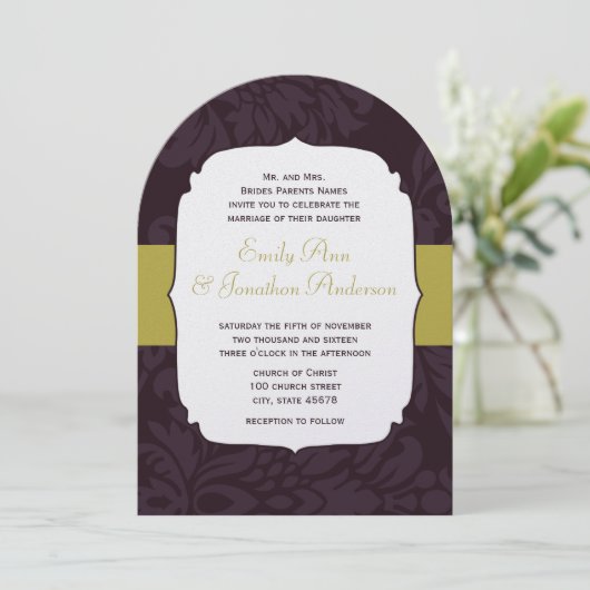 Invitation Chartreuse Damassé Moderne Aubergine pour Mariage  (Debout devant)