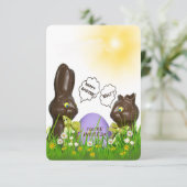 Invitation Chasse aux oeufs de Pâques avec lapin au chocolat (Debout devant)