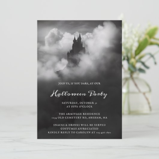 Invitation Château noir gothique Éffrayant Halloween Party (Debout devant)