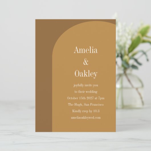 Invitation Chaud Chaud Chaud Arc Brown Élégant Mariage modern (Debout devant)