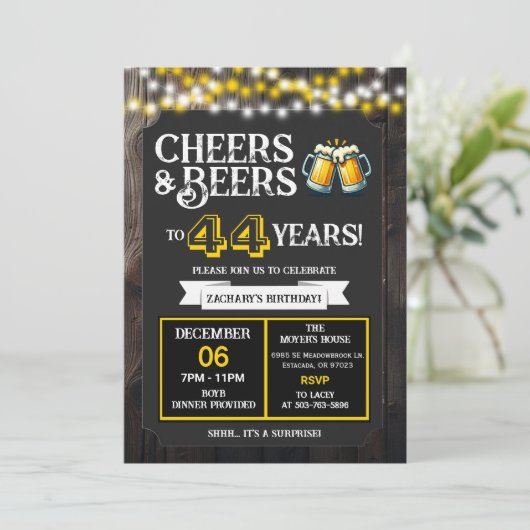 Invitation Cheers and Beers to 44 Years Surprise Backyard (Debout devant)